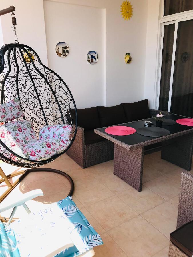 Pool Apartment Ларнака Екстер'єр фото