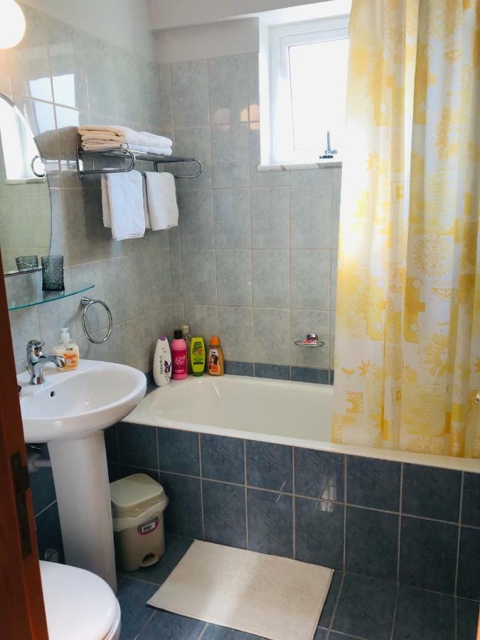 Pool Apartment Ларнака Екстер'єр фото